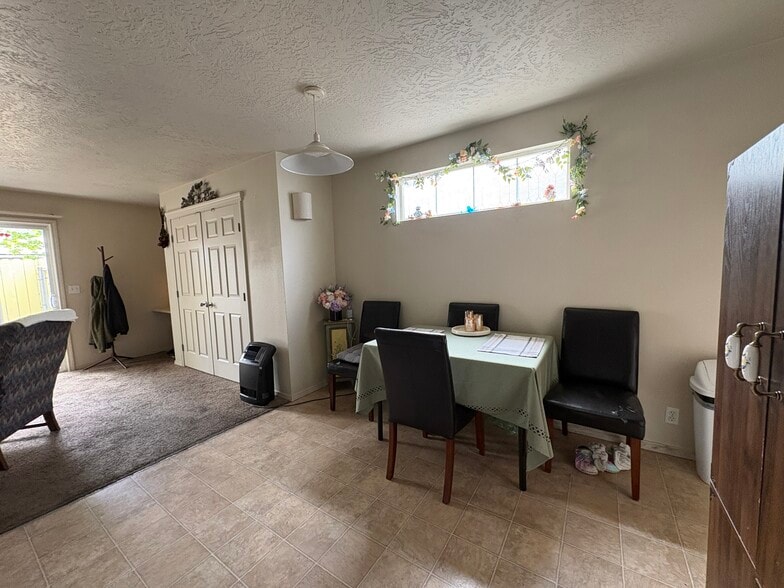 More Photos Of 119 E King St, Meridian Apartments For Sale