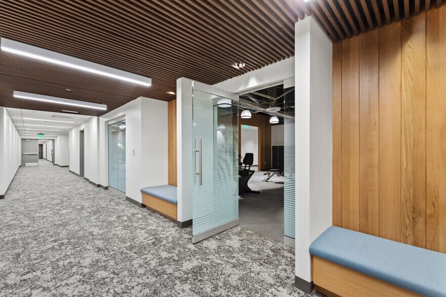 More Photos Of 5416 W Amelia Earhart Dr, Salt Lake City Flex For Lease