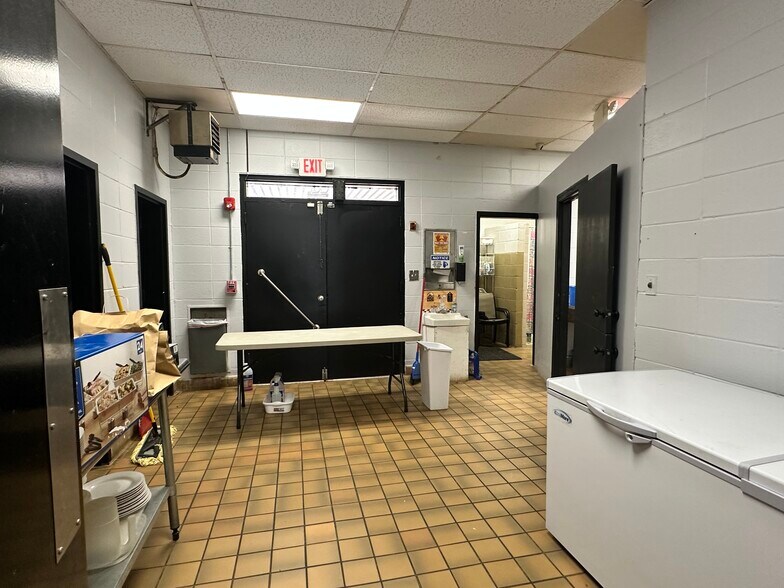 More Photos Of 504 Martin Luther King Jr Dr, Greensboro Daycare Center For Sale