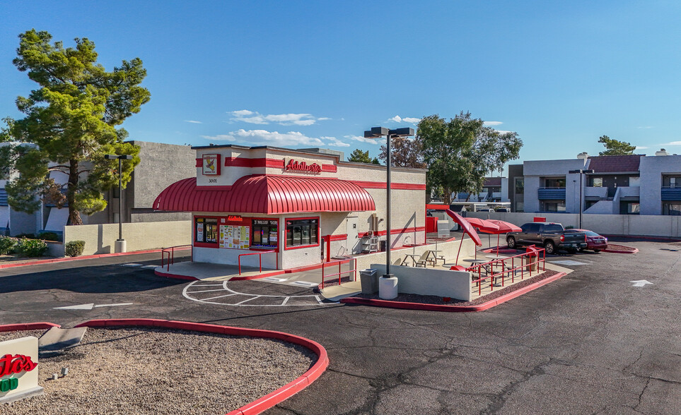 Primary Photo Of 3001 N Hayden Rd, Scottsdale Fast Food For Sale