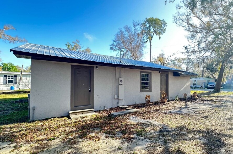 More Photos Of 711 Nashville Rd, Lakeland Multifamily For Sale