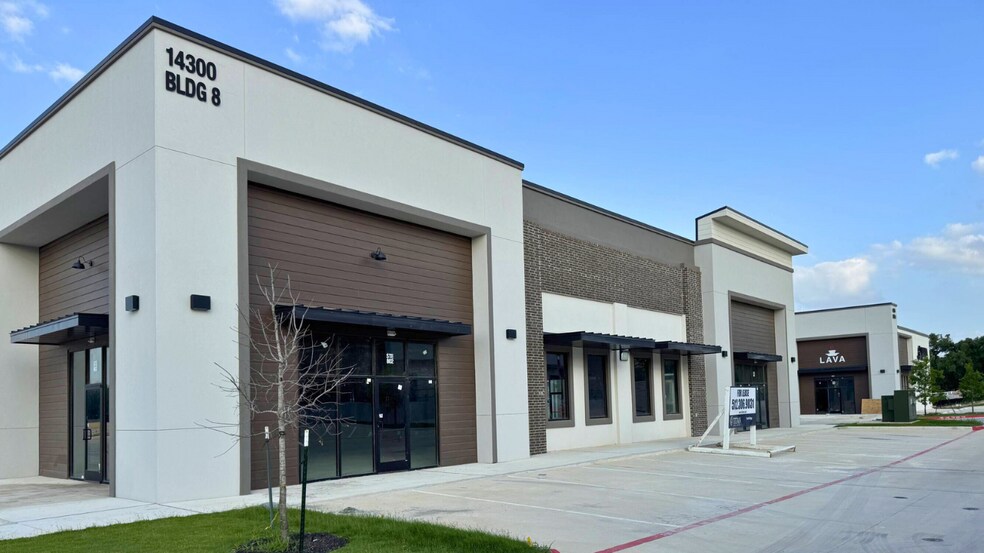 More Photos Of 14300 Ronald Reagan Blvd, Leander Storefront For Sale