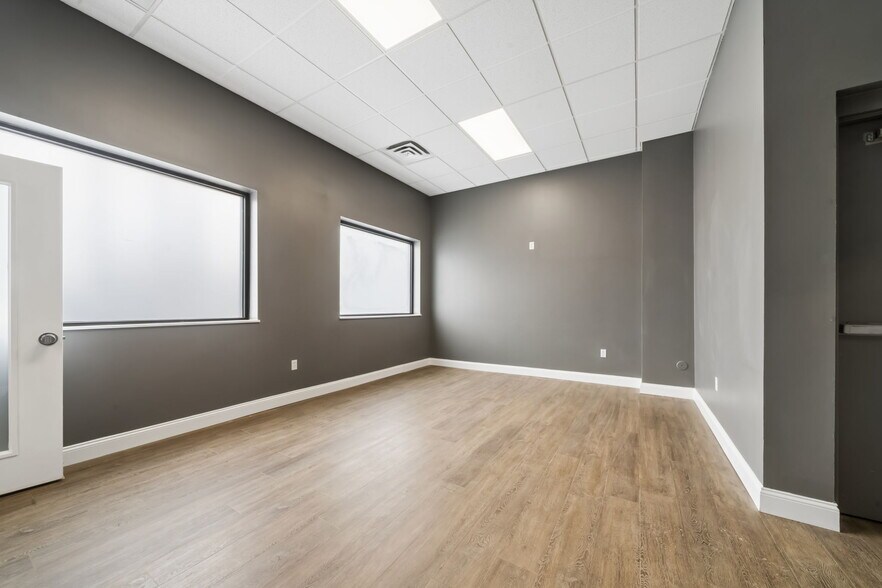 More Photos Of 4491 School Rd S, Export Freestanding For Sale