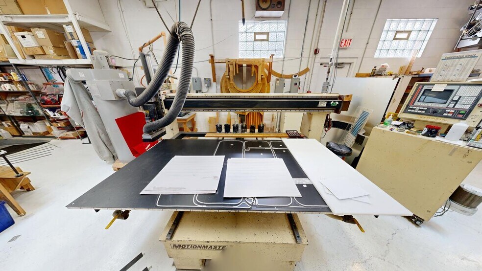 More Photos Of 21706 E US Highway 30, Lynwood Warehouse For Sale