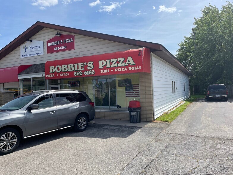 More Photos Of 507 W Midland Rd, Auburn Restaurant For Sale