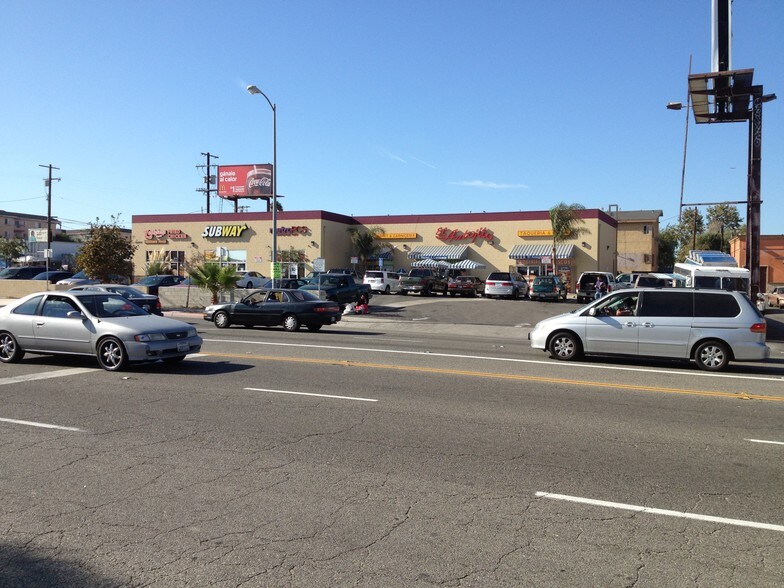 More Photos Of 417 W El Segundo Blvd, Los Angeles Freestanding For Lease