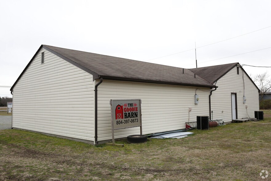 More Photos Of 7717 Richmond Tappahannock Hwy, Aylett Storefront Retail Office For Sale