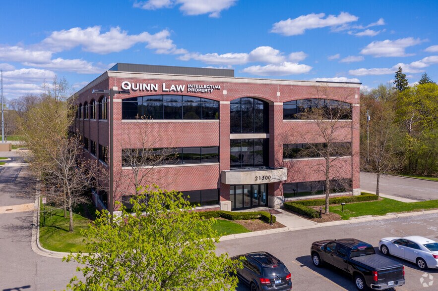 More Photos Of 21500 Haggerty Rd, Northville Office For Sale