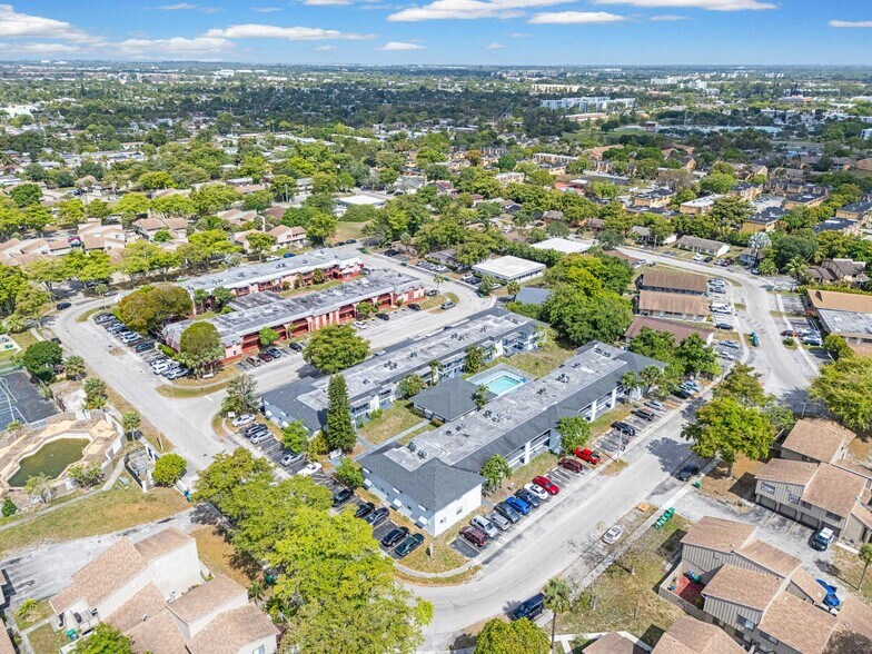 Primary Photo Of 2221 NW 58th Ave, Lauderhill Apartments For Sale