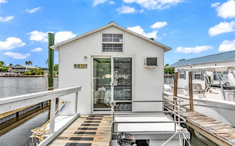 More Photos Of 200 Treasure Harbor Dr, Islamorada Marina For Sale