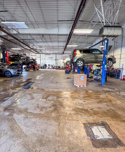 More Photos Of 4444 Highway 52 N, Rochester Auto Dealership For Sale
