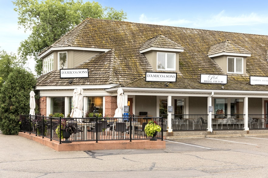 More Photos Of 744-810 Lake St E, Wayzata Unknown For Lease