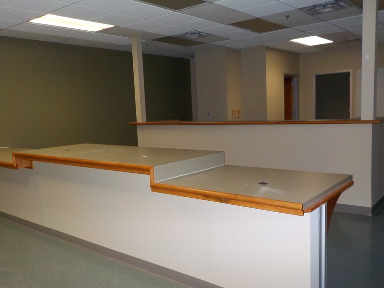 More Photos Of 5700 N Exp 77/83, Brownsville Medical For Lease