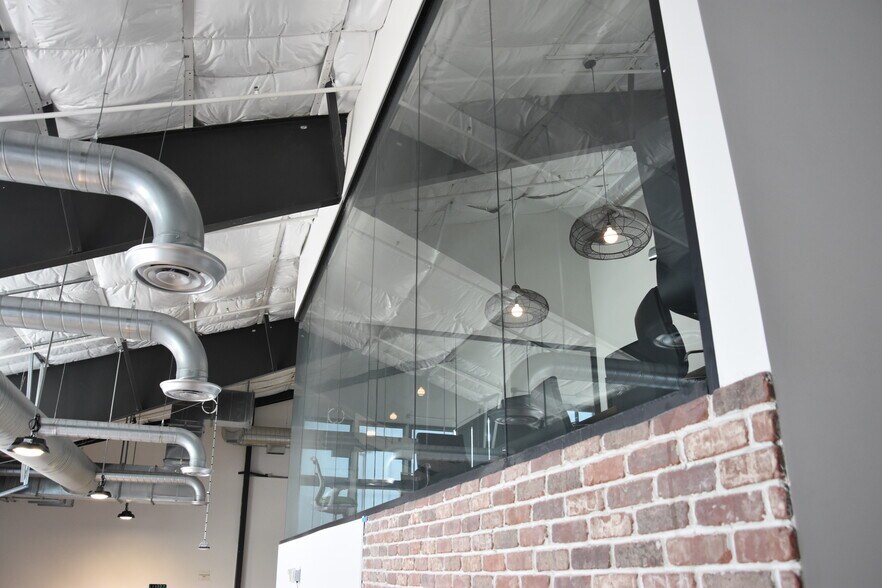 More Photos Of 1320 N 300 W, Lehi Loft Creative Space For Sale