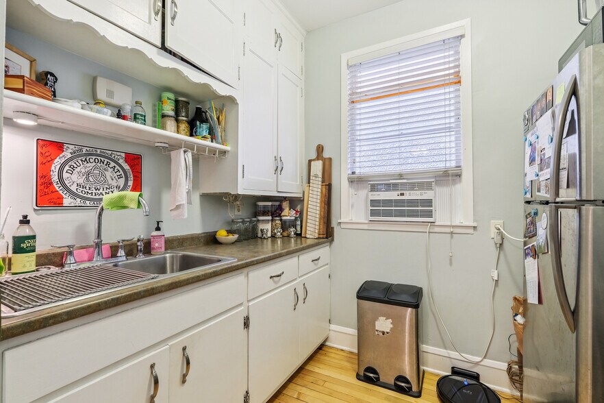More Photos Of 1271 7th St W, Saint Paul Apartments For Sale
