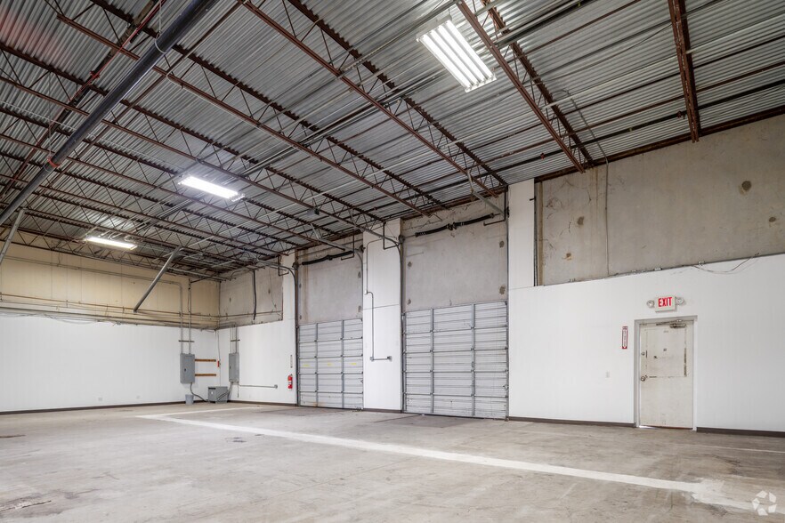 More Photos Of 2600 McHale Ct, Austin Unknown For Lease