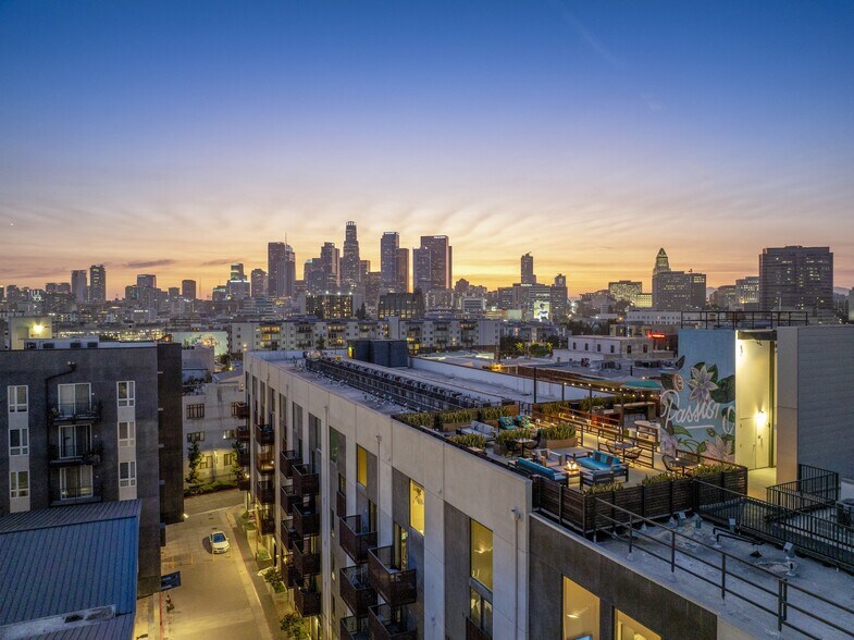 More Photos Of 899 Traction Ave, Los Angeles Apartments For Lease