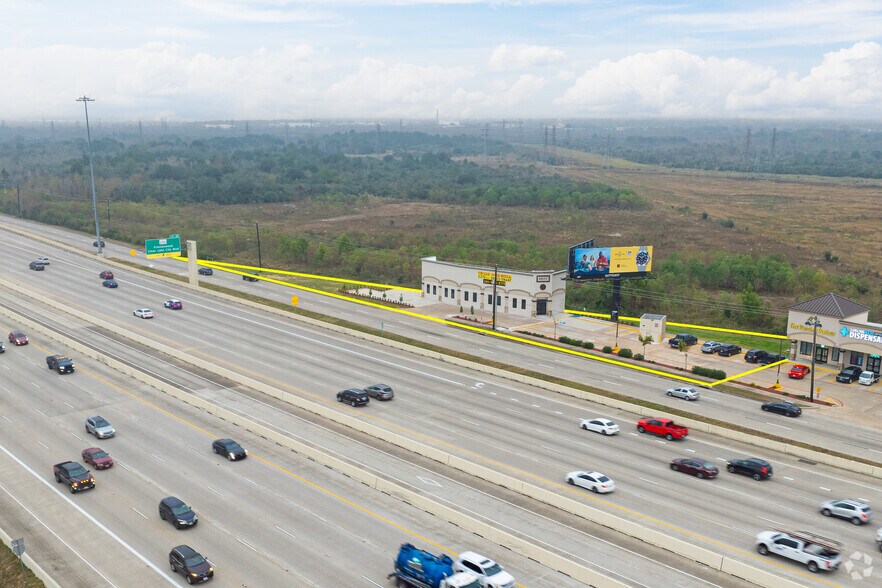 More Photos Of 18177 Gulf Fwy, Webster Office For Lease