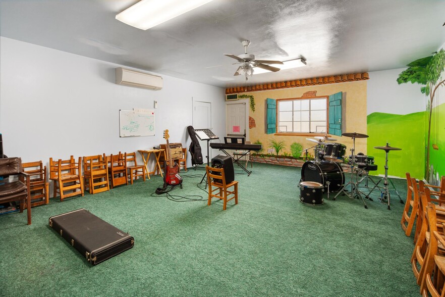 More Photos Of 1920 E St, San Diego Religious Facility For Sale