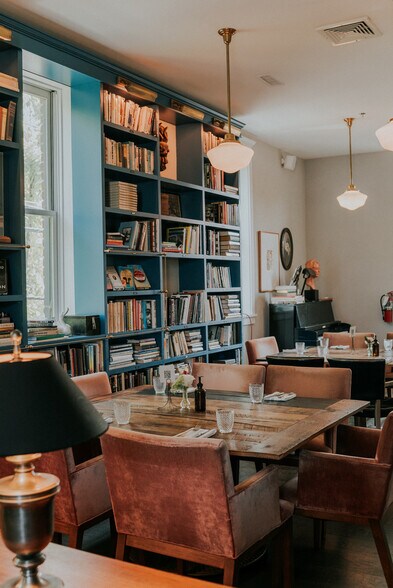 More Photos Of 206 W Market St, Charlottesville Office For Sale