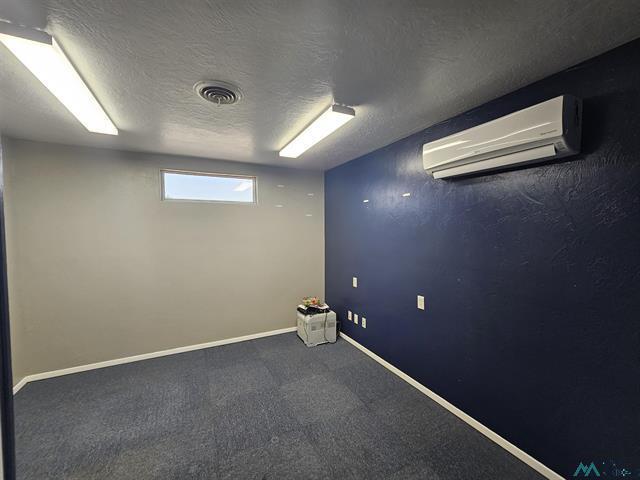 More Photos Of 107 S 14th St, Artesia Showroom For Sale