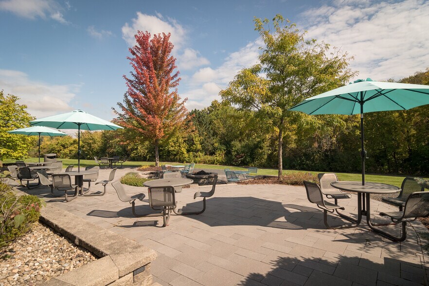 More Photos Of 8310 Excelsior Dr, Madison Office For Lease