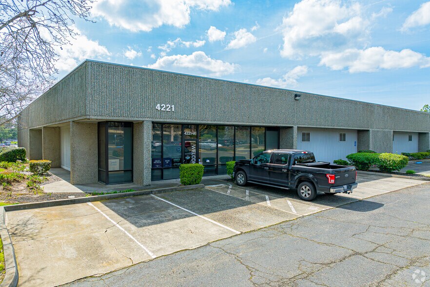 Primary Photo Of 4221 N Freeway Blvd, Sacramento Warehouse For Lease
