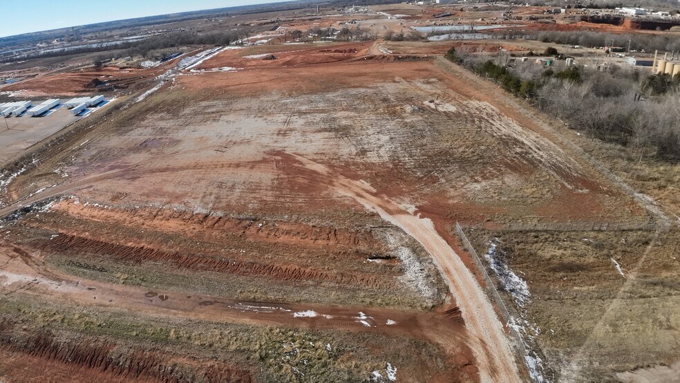 More Photos Of 13925 S Meridian Ave, Oklahoma City Warehouse For Sale