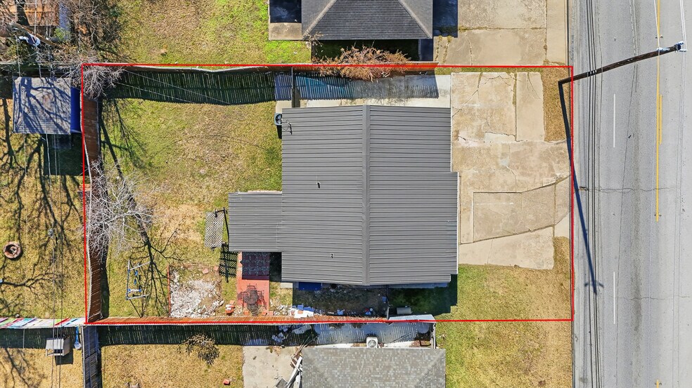 More Photos Of 2205 Strawberry Rd, Pasadena Flex For Sale