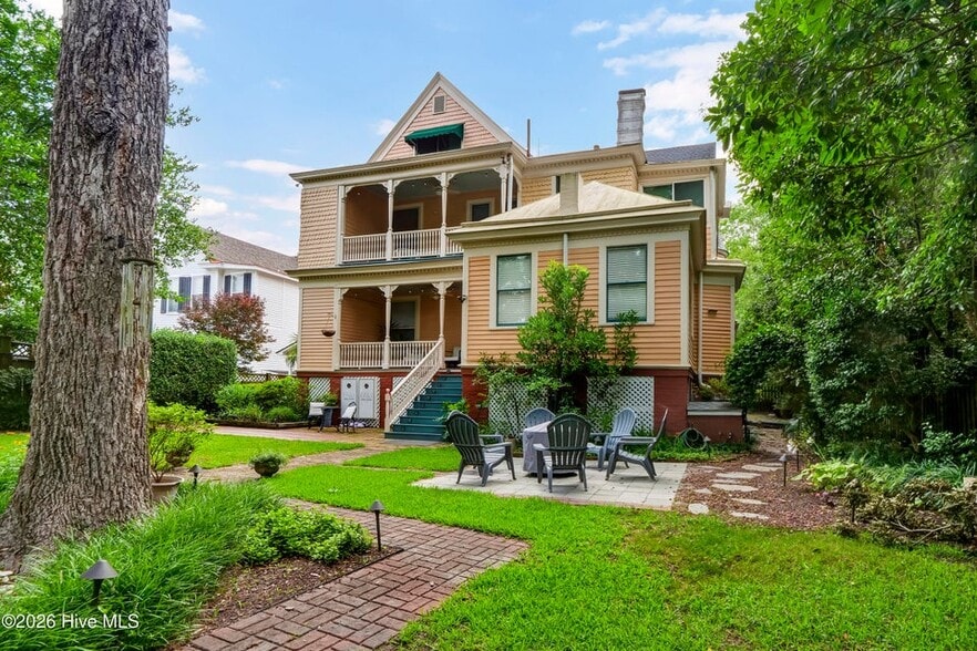 More Photos Of 412 S 3rd St, Wilmington Hospitality For Sale