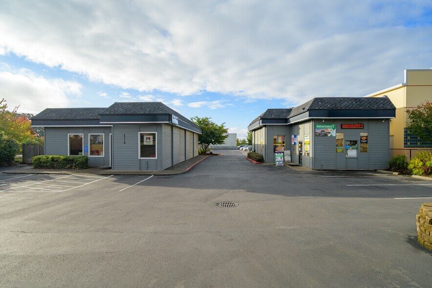 More Photos Of 2316 E Portland Rd, Newberg Storefront Retail Office For Sale