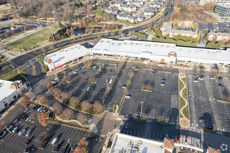 More Photos Of 4302-4330 Summit Plaza Dr, Louisville Unknown For Lease