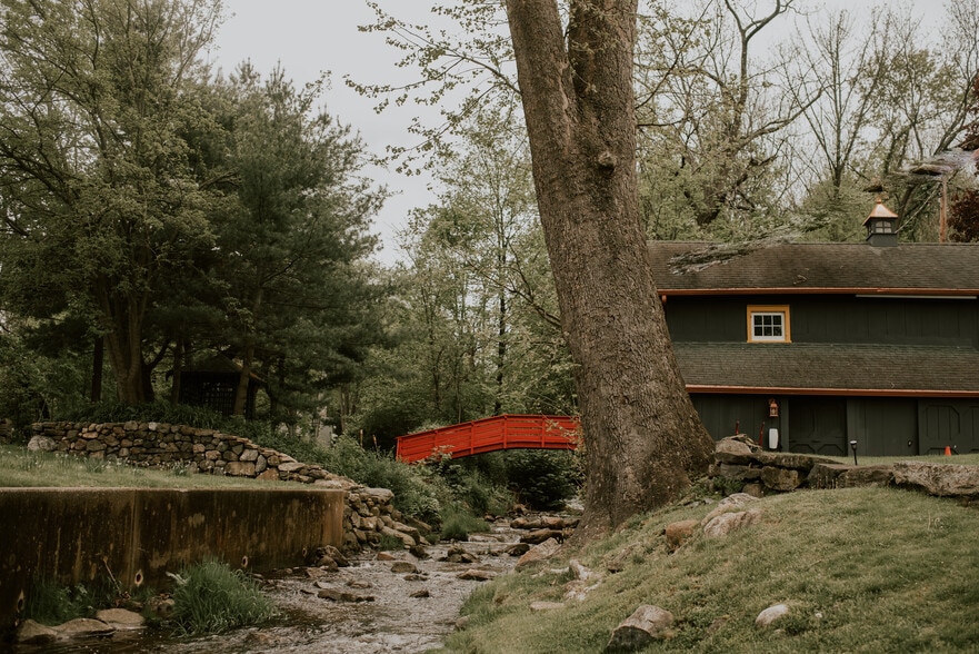 More Photos Of 967 McAfee Glenwood Rd, Glenwood Hotel For Sale