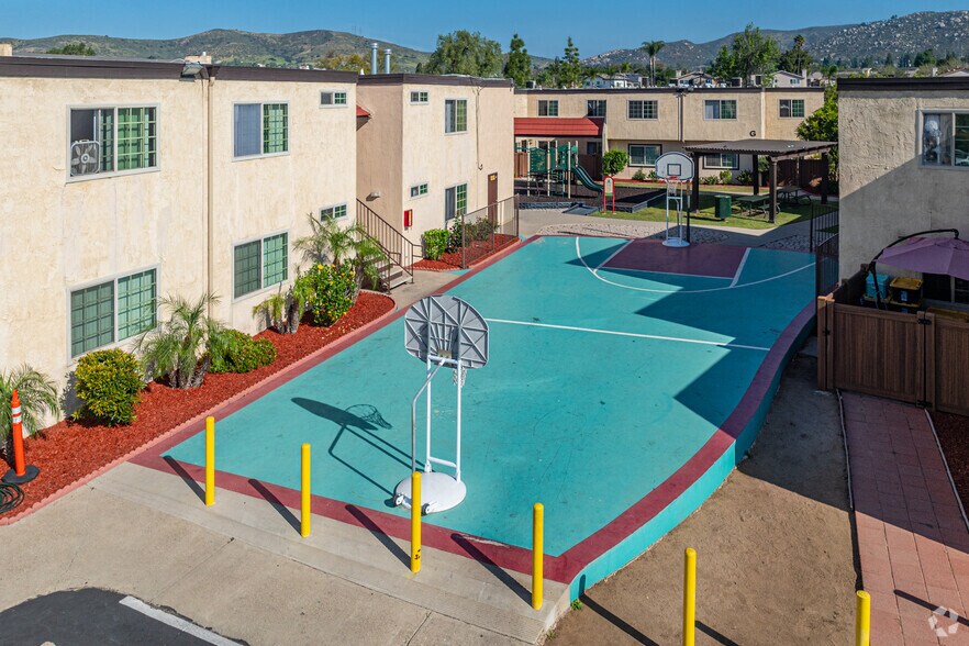 More Photos Of 10032 N Magnolia Ave, Santee Apartments For Sale