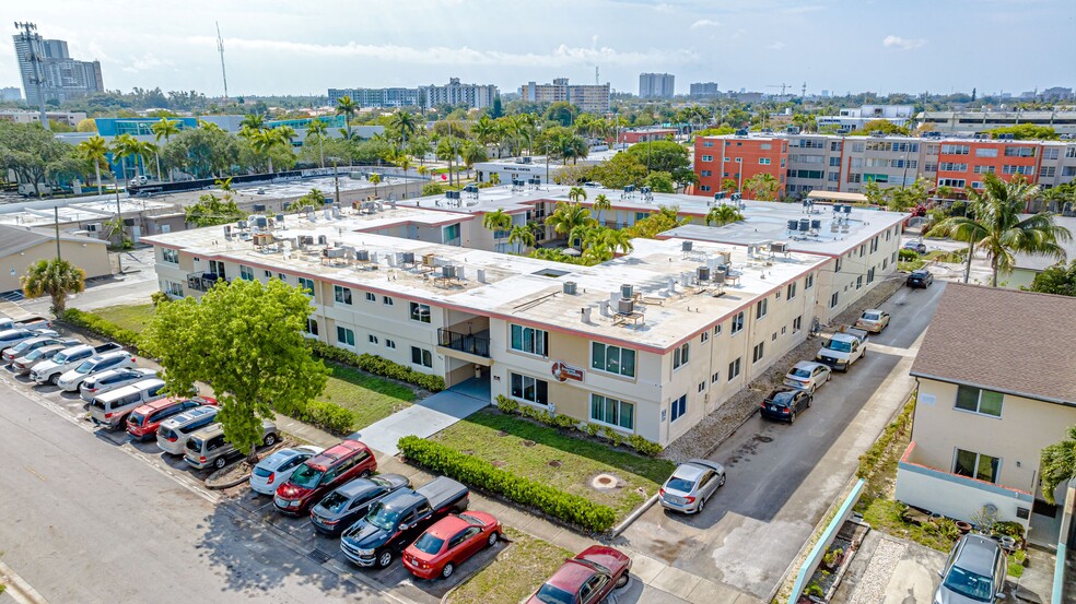 Primary Photo Of 1875 NE 169th St, North Miami Beach Apartments For Sale