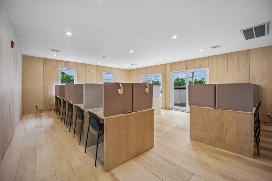 More Photos Of 140 Paris Ave, Northvale Office For Sale