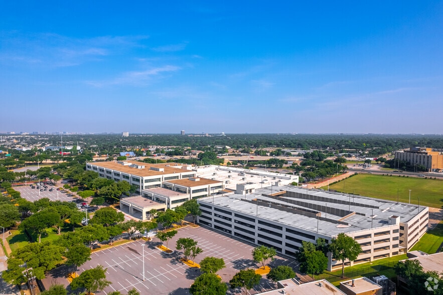 More Photos Of 901 S Central Expy, Richardson Office For Lease