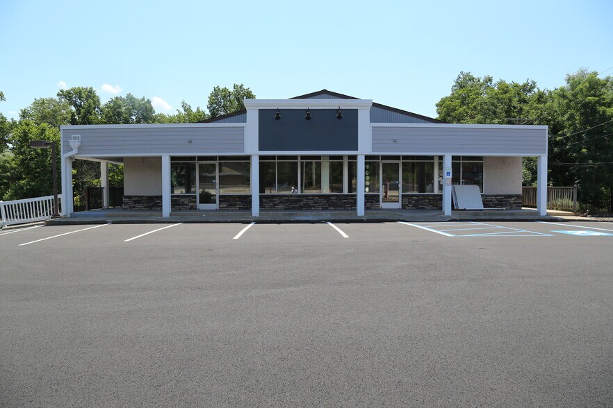 More Photos Of 353 Us Highway 22, Green Brook General Retail For Lease