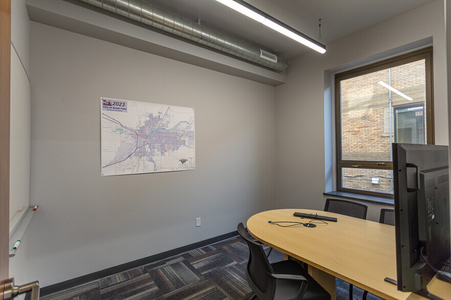 More Photos Of 21 3rd St N, Great Falls Loft Creative Space For Lease