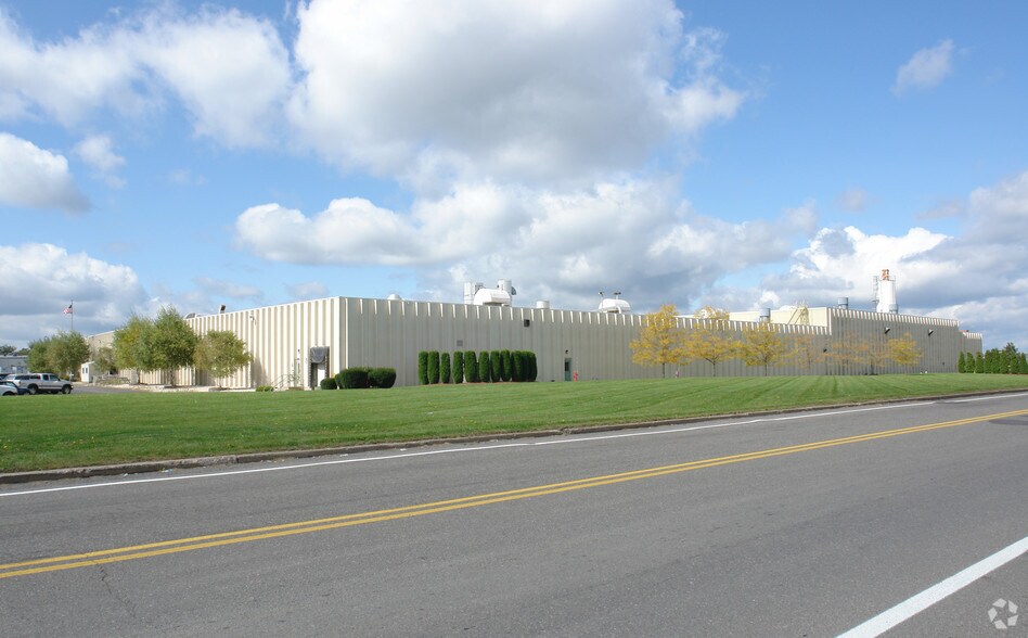 More Photos Of 533 Forest Rd, Hazleton Manufacturing For Sale