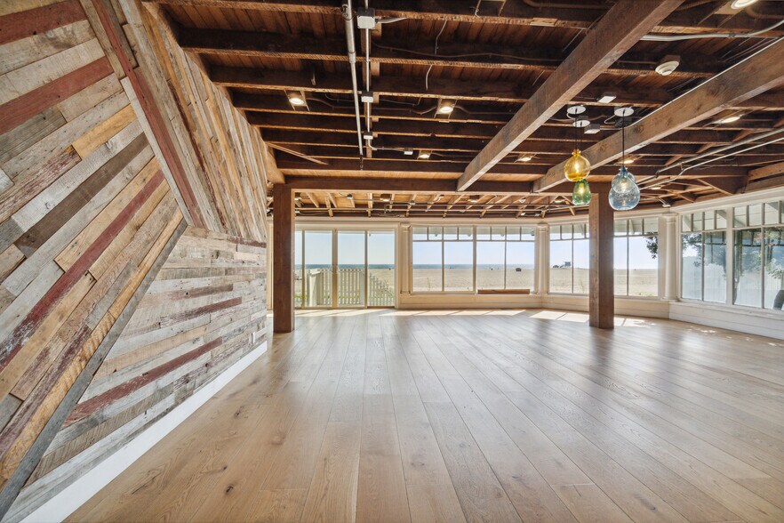 More Photos Of 523 Ocean Front Walk, Venice Storefront Retail Office For Lease