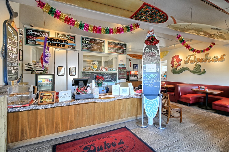 More Photos Of 1124-1140 S Seaward Ave, Ventura Storefront Retail Residential For Sale