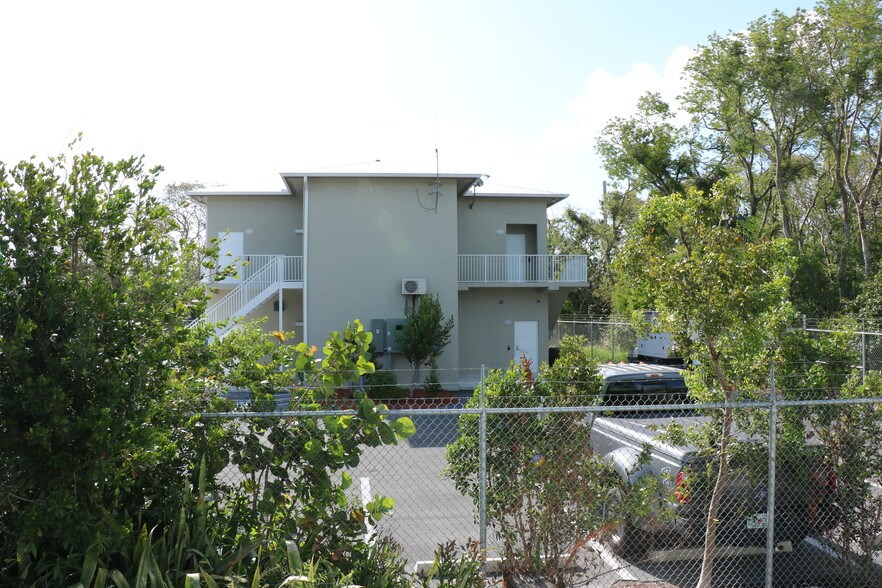 More Photos Of 101350 Overseas Hwy, Key Largo Office For Sale