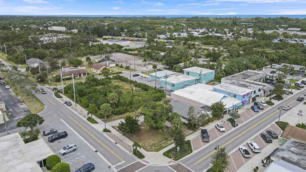 Primary Photo Of 9025 SE Bridge Rd, Hobe Sound Freestanding For Sale