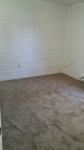 More Photos Of 154 Dickinson St, Mount Clemens Apartments For Sale