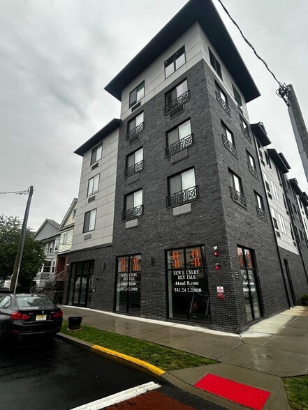 Primary Photo Of 140 Avenue B, Bayonne Apartments For Sale