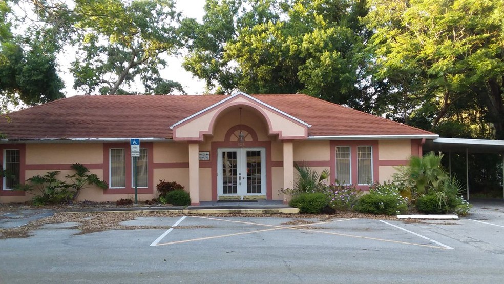 Primary Photo Of 521 E Central Ave, Winter Haven Medical For Lease