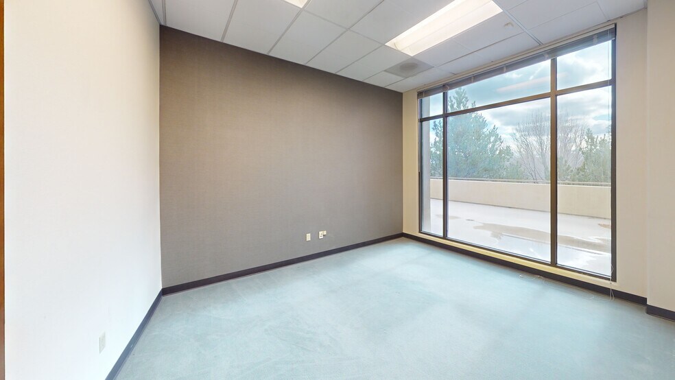 More Photos Of 5441 Kietzke Ln, Reno Office For Sale