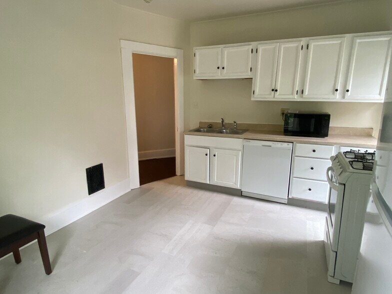 More Photos Of 116 Cook St, Ithaca Apartments For Sale