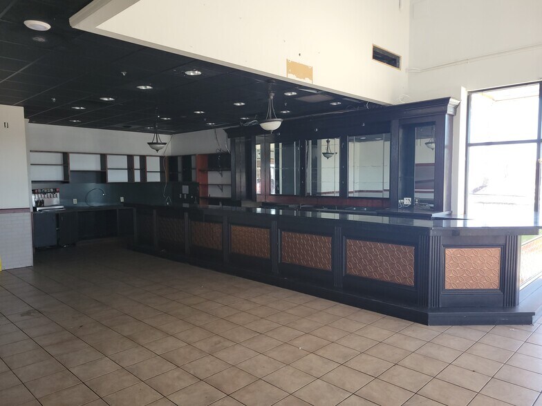 More Photos Of 5753-5783 Old Winder Hwy, Braselton Restaurant For Lease